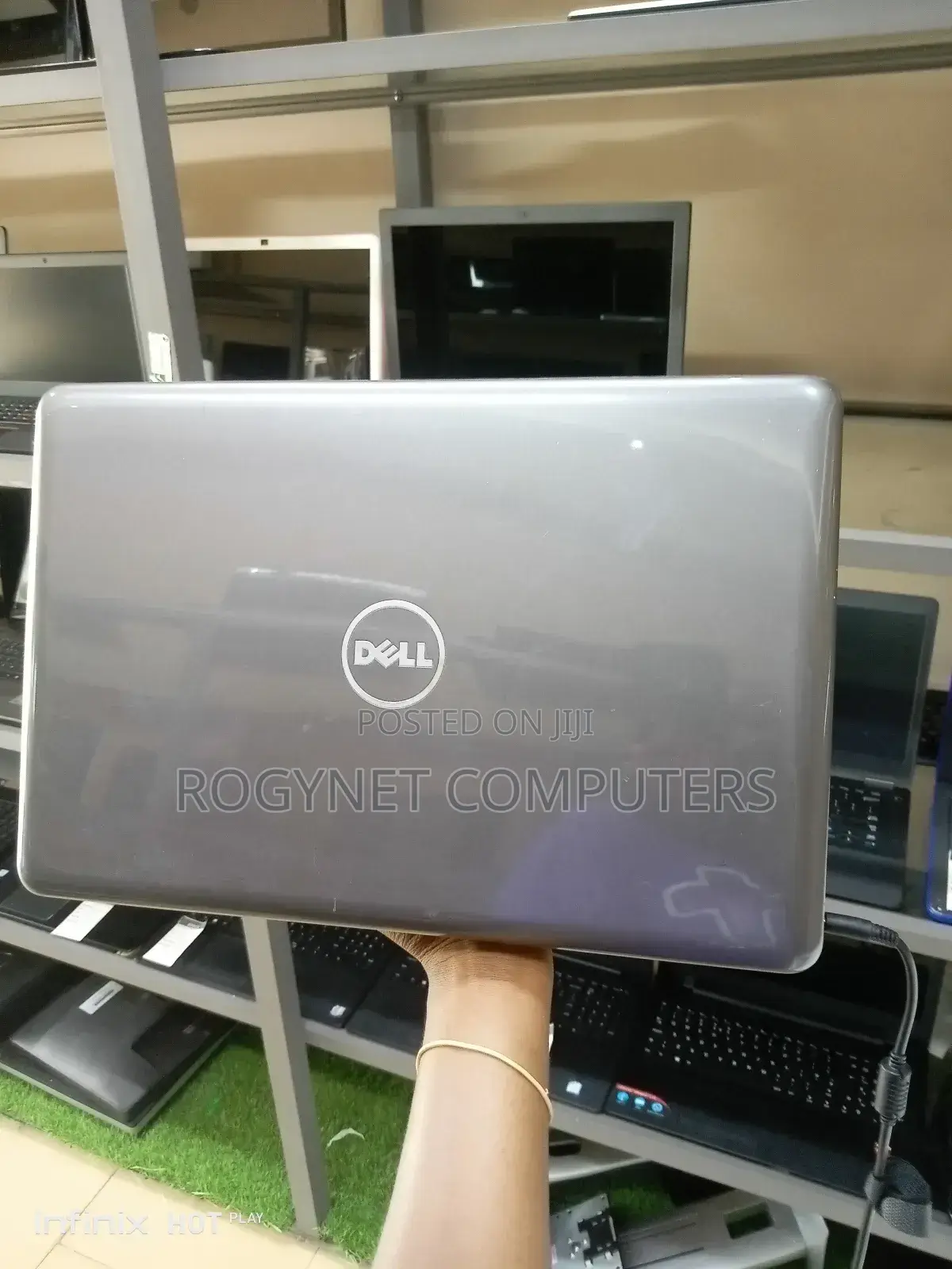 Laptop Dell Inspiron 15 5567 8GB Intel Core i5 HDD 500GB