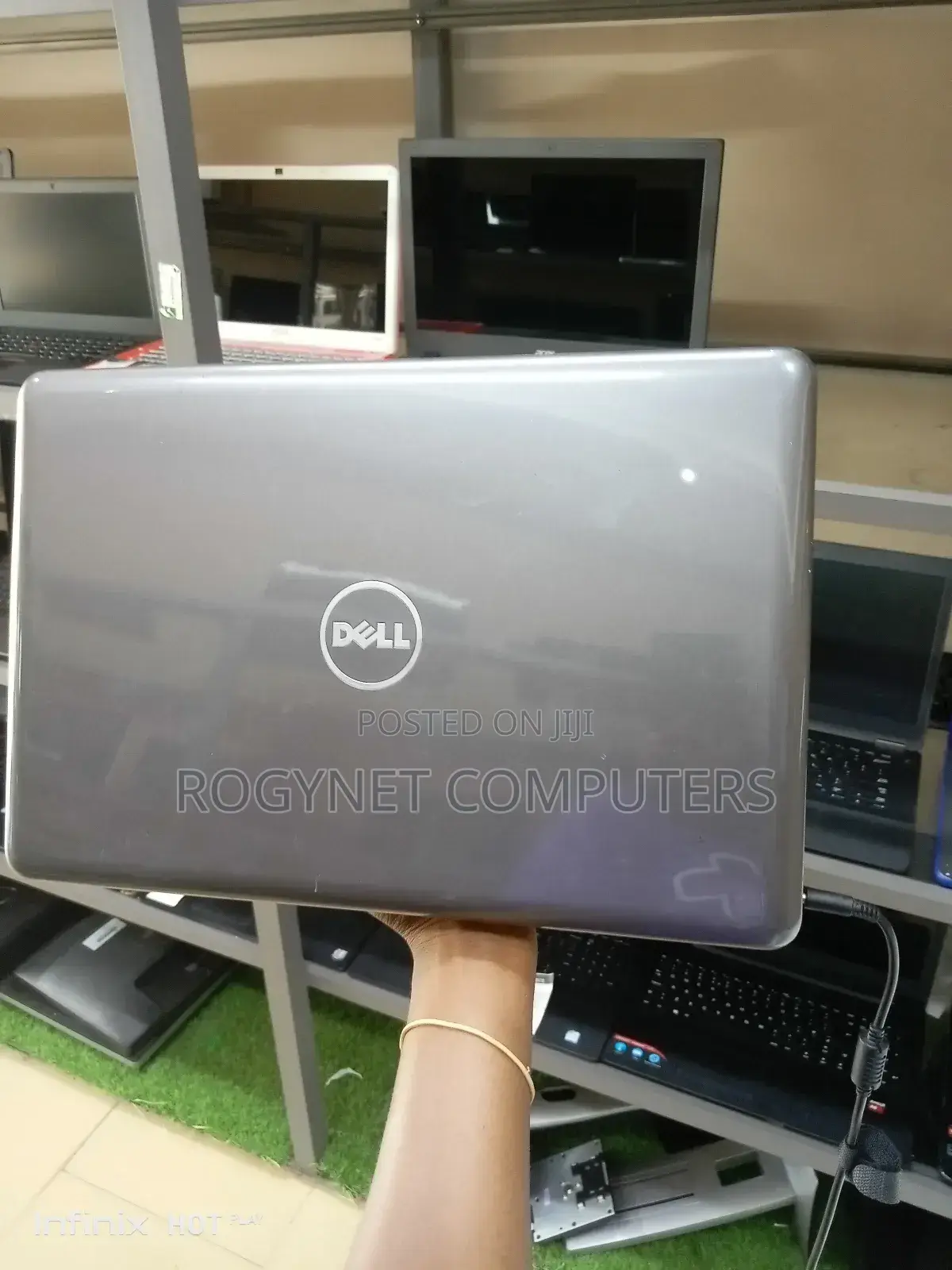 Laptop Dell Inspiron 15 5567 8GB Intel Core i5 HDD 500GB
