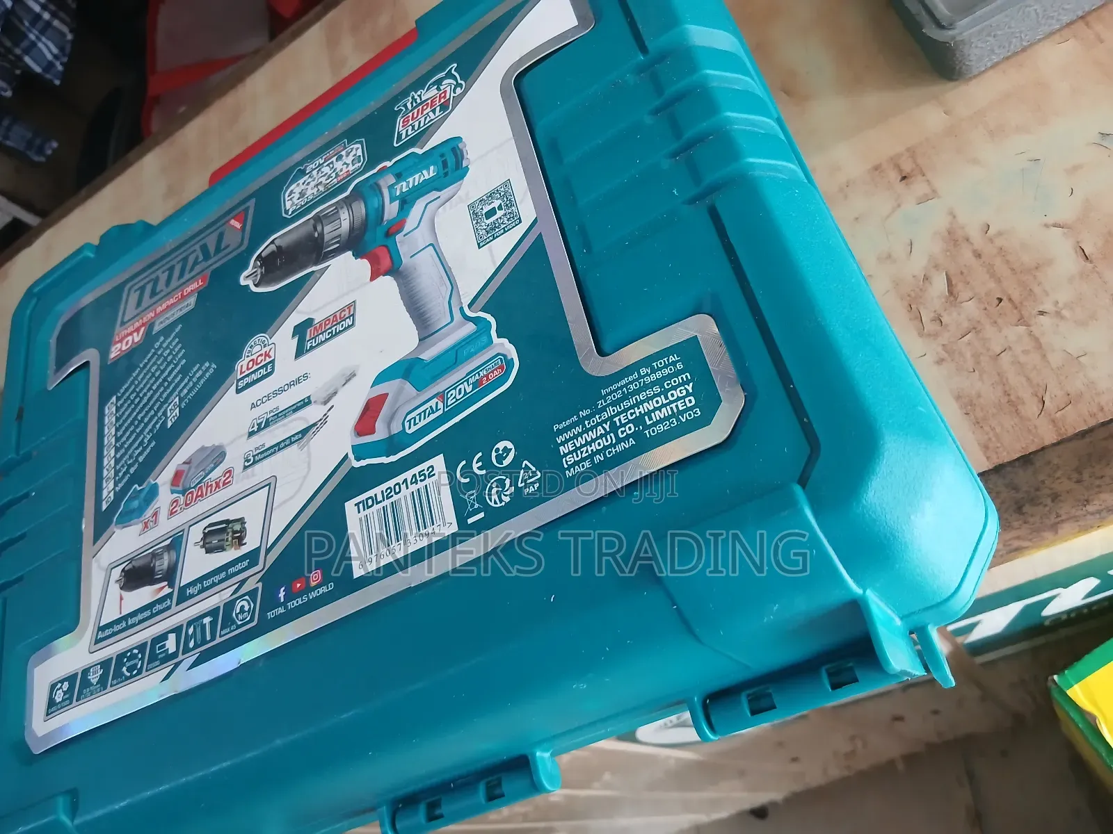 Cordless Hammer Drill ( Total)