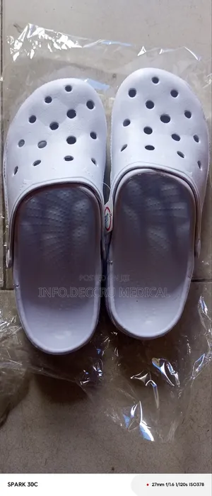 Scrub Shoes