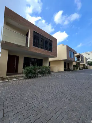 3bdrm Townhouse / Terrace in East Legon, Bawaleshie for rent