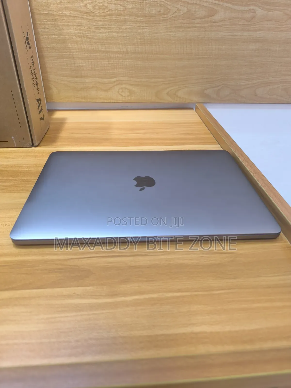 Laptop Apple MacBook Pro 2019 8GB Intel Core I5 SSD 500GB