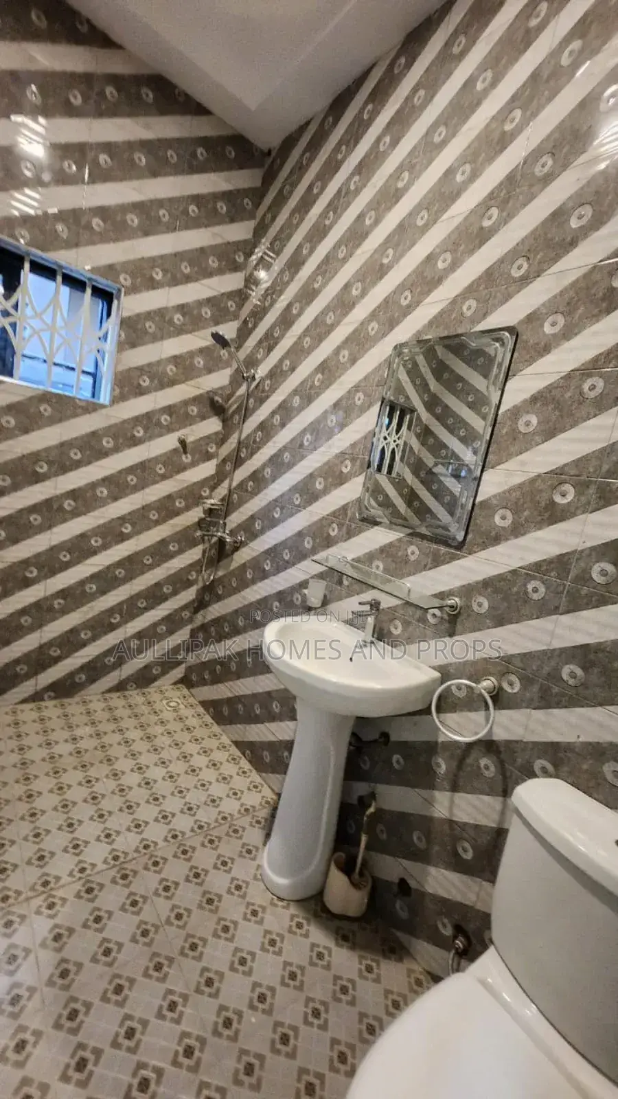 2bdrm Apartment in Ashaley Botwe for rent