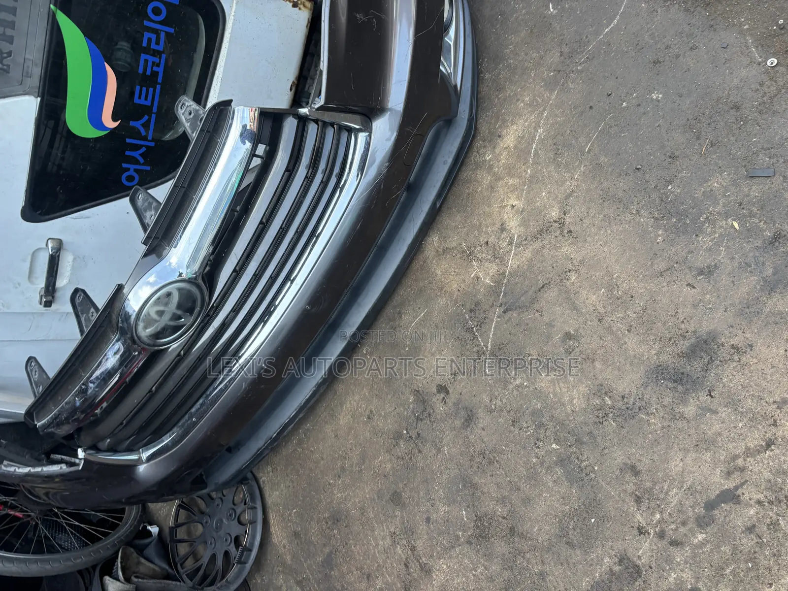 Toyota Highlander 2017-2019 Front Bumper Complete