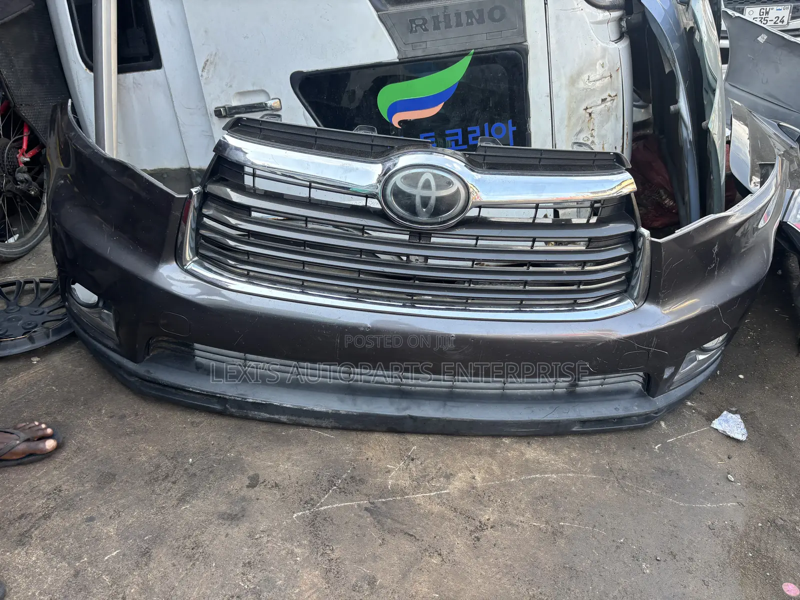 Toyota Highlander 2017-2019 Front Bumper Complete