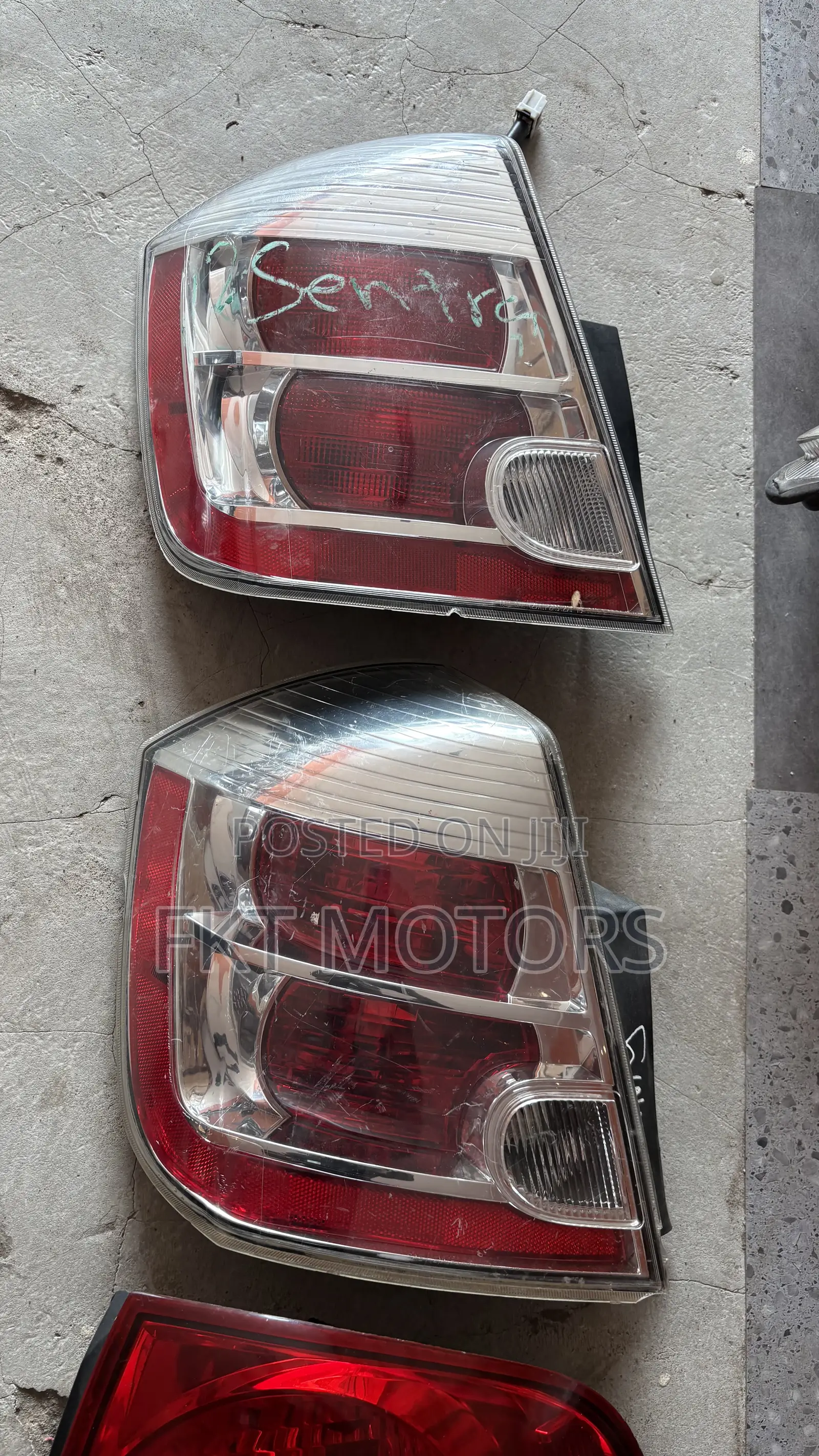 Nissan Sentra Taillight 2007,2008,2009,2010,2011,2012,2013