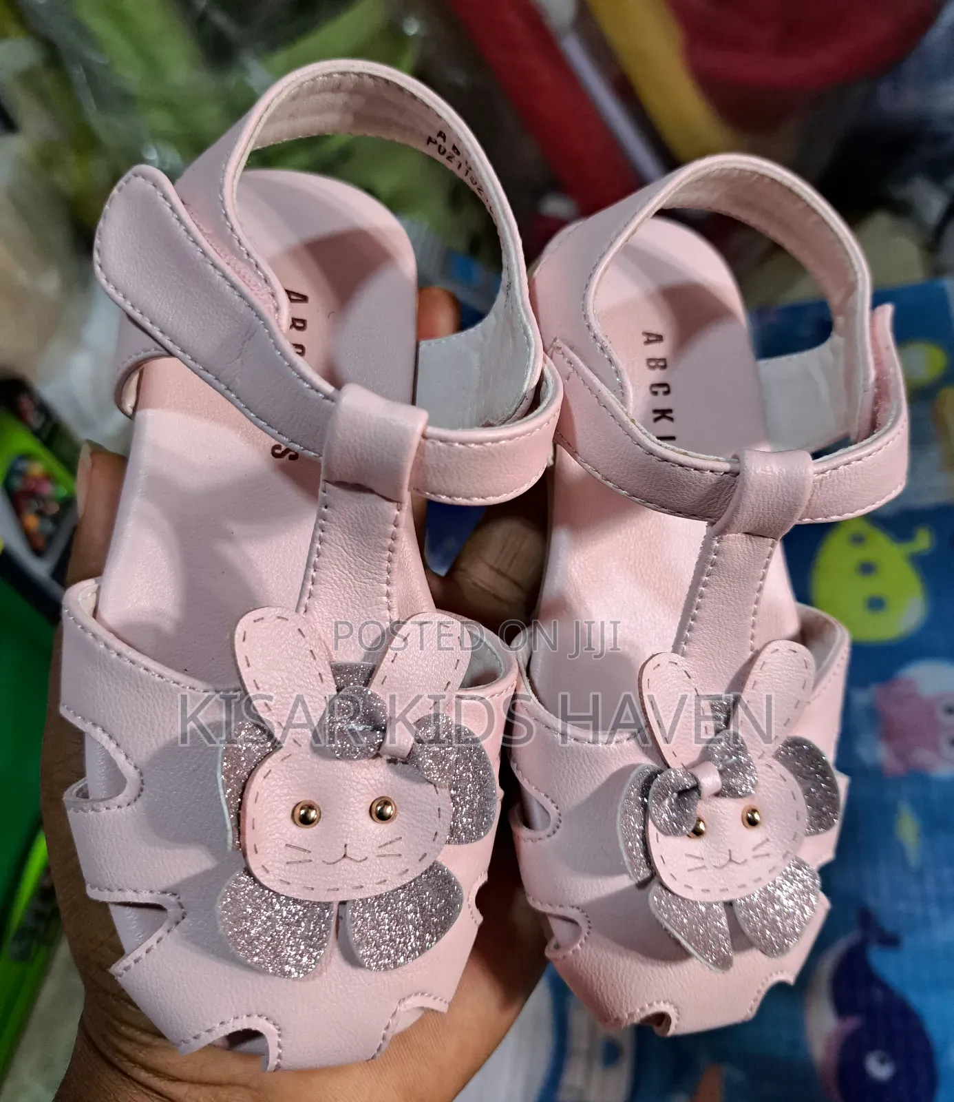 Let's Walk in This Comfy Sandal Size 23