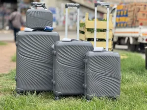 Fashionable Multifunctional Travelling Luggage 4 Set
