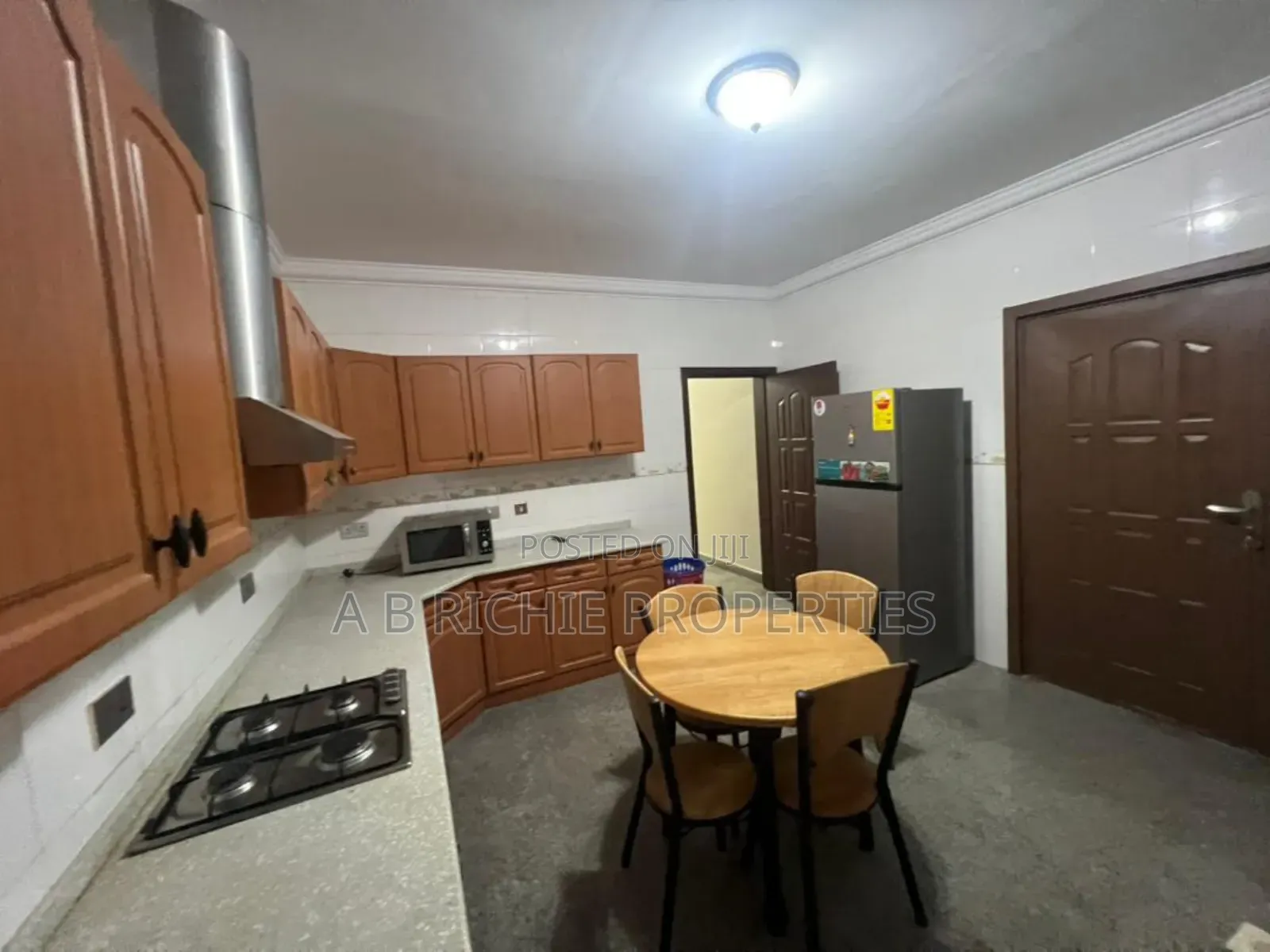 Furnished 4bdrm Apartment for sale