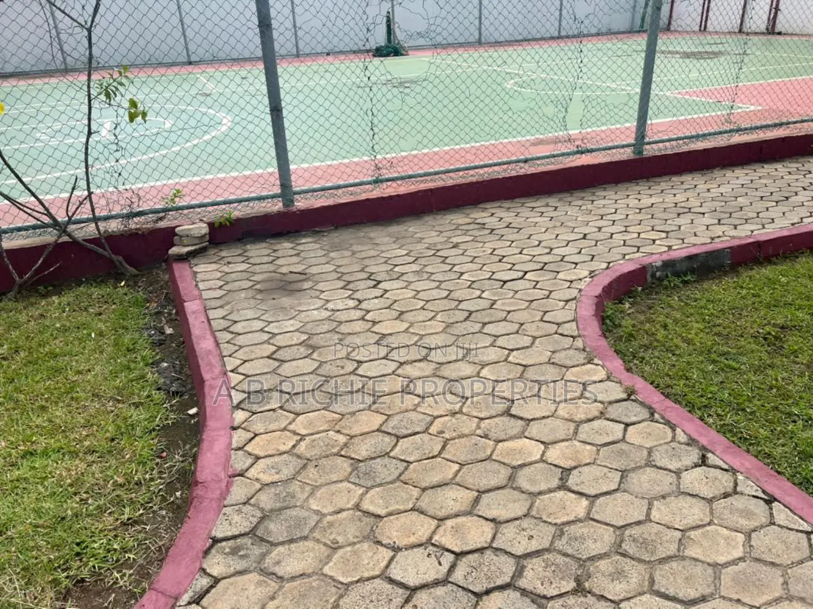 Furnished 4bdrm Apartment for sale