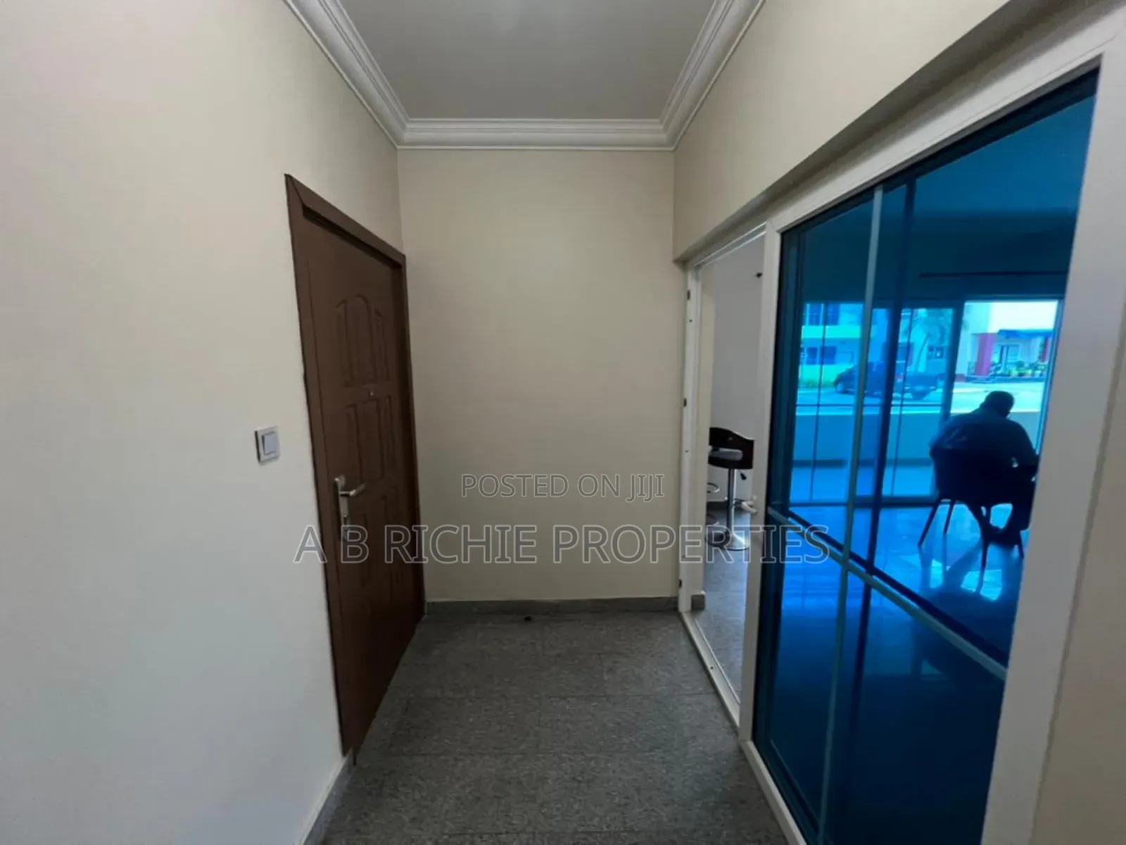 Furnished 4bdrm Apartment for sale