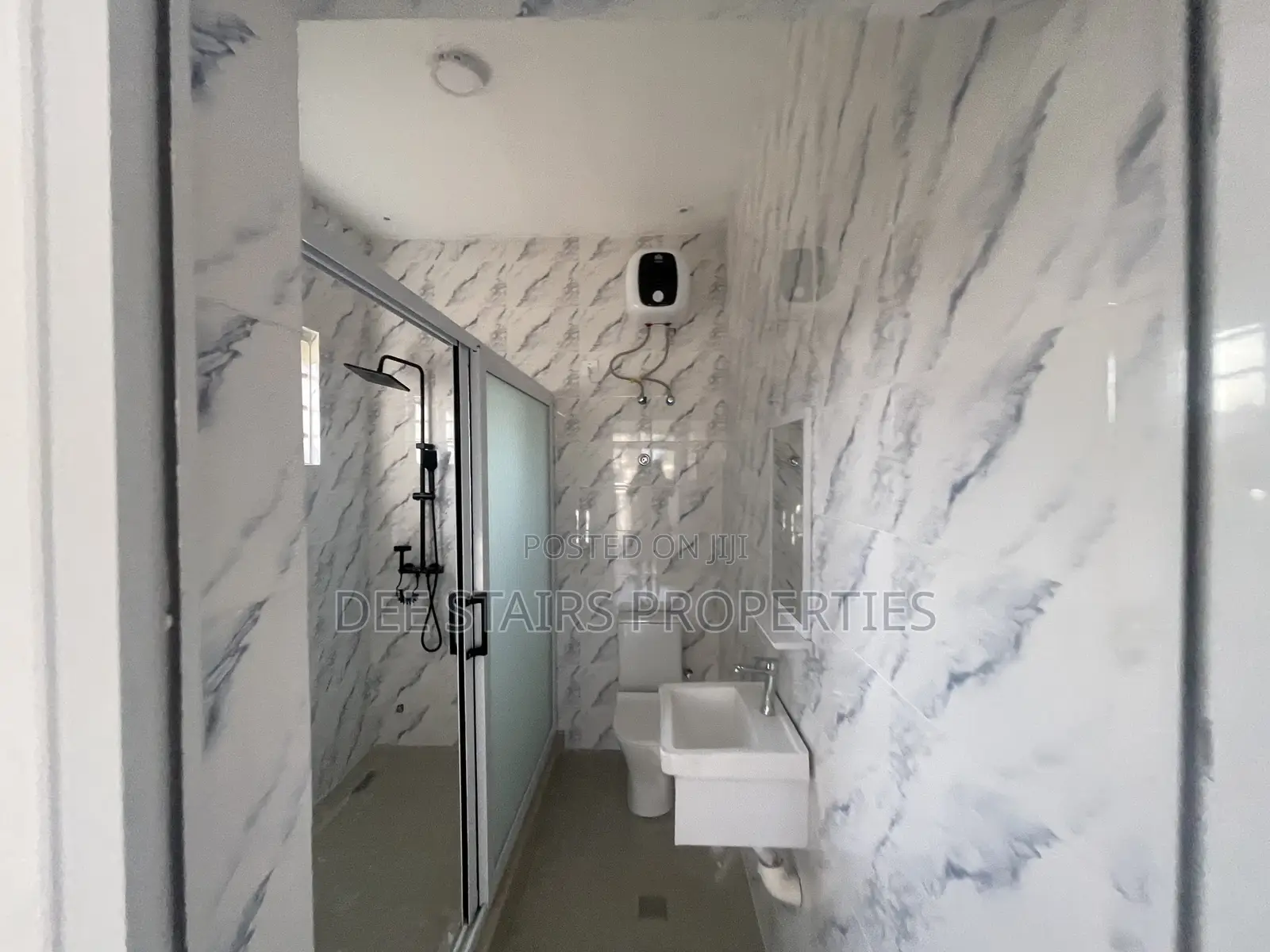 3bdrm Bungalow in Nugua Junction Mall, Teshie-Nungua Estates for sale