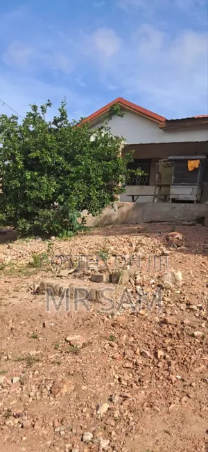 5bdrm House in Zero, Gbawe for sale