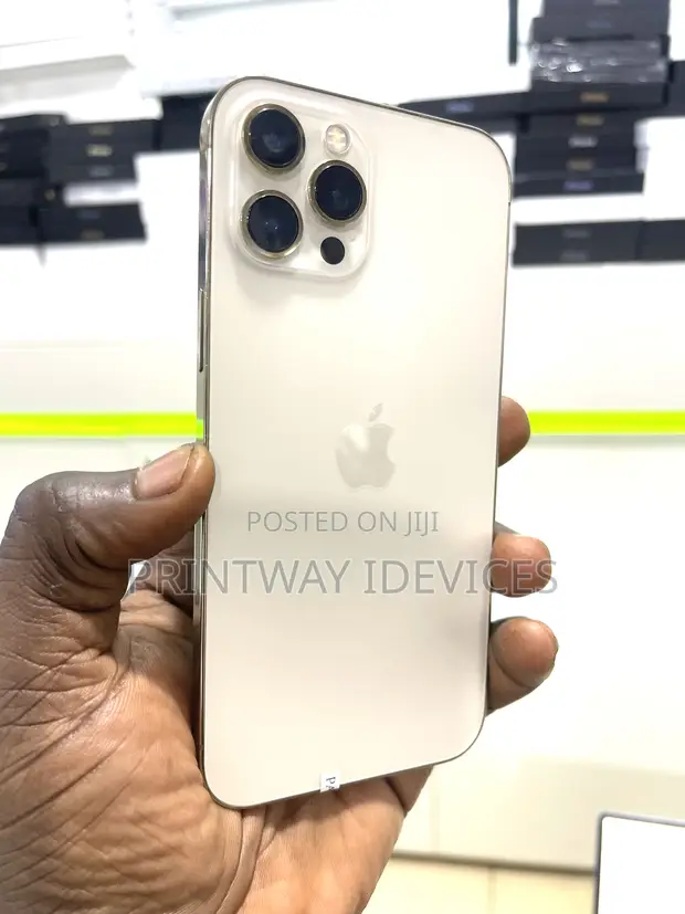 Apple iPhone 12 Pro Max 256 GB Gold in Tamale Municipal Mobile