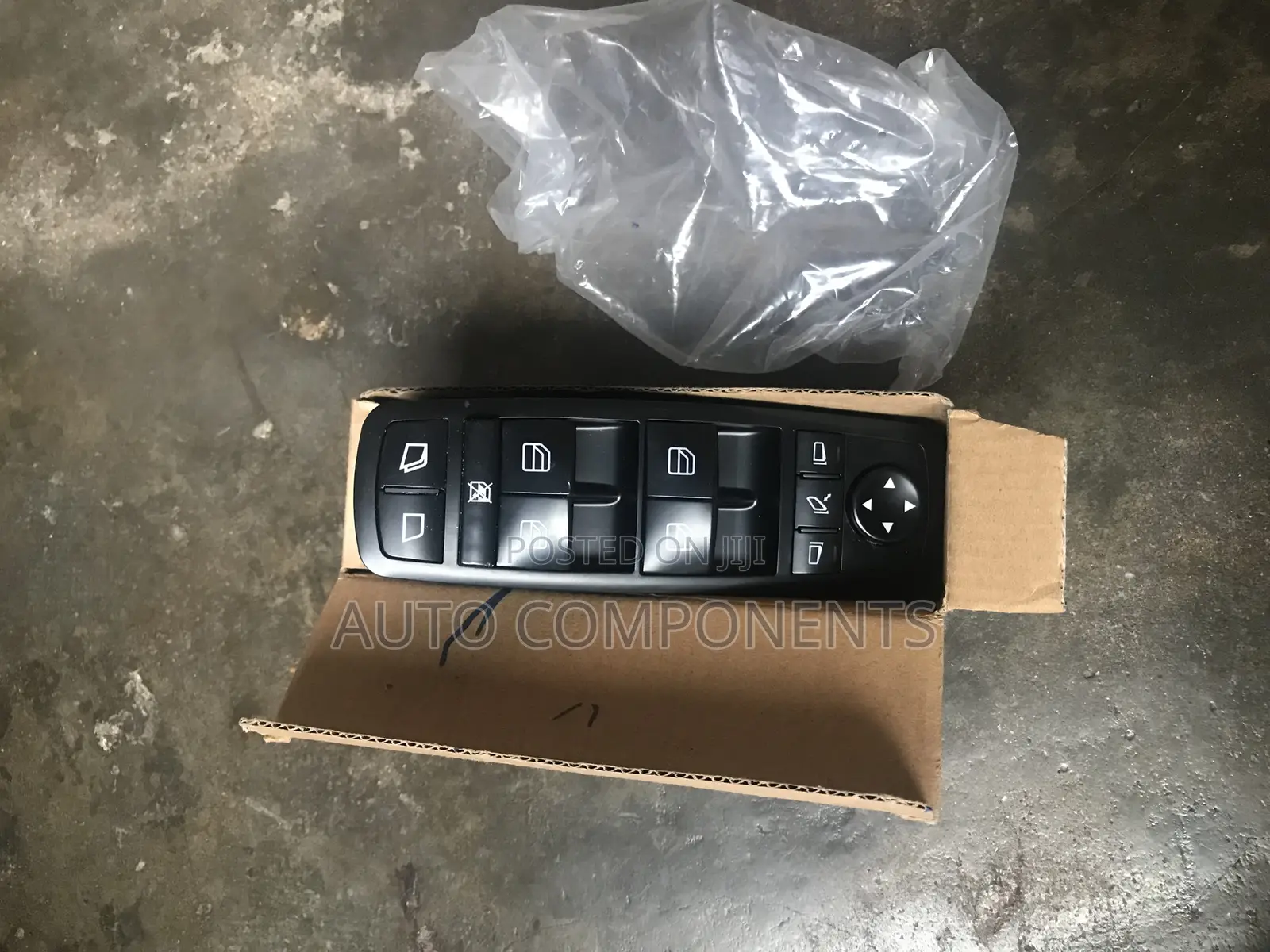 Mercedes Benz Gl Main (Master) Door Switch