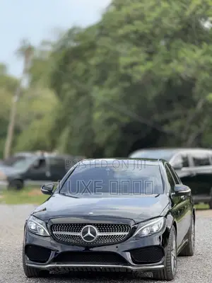 Photo - Mercedes-Benz C300 Base 4Matic Sedan AWD (2.0L 4cyl 7A) 2016 Black