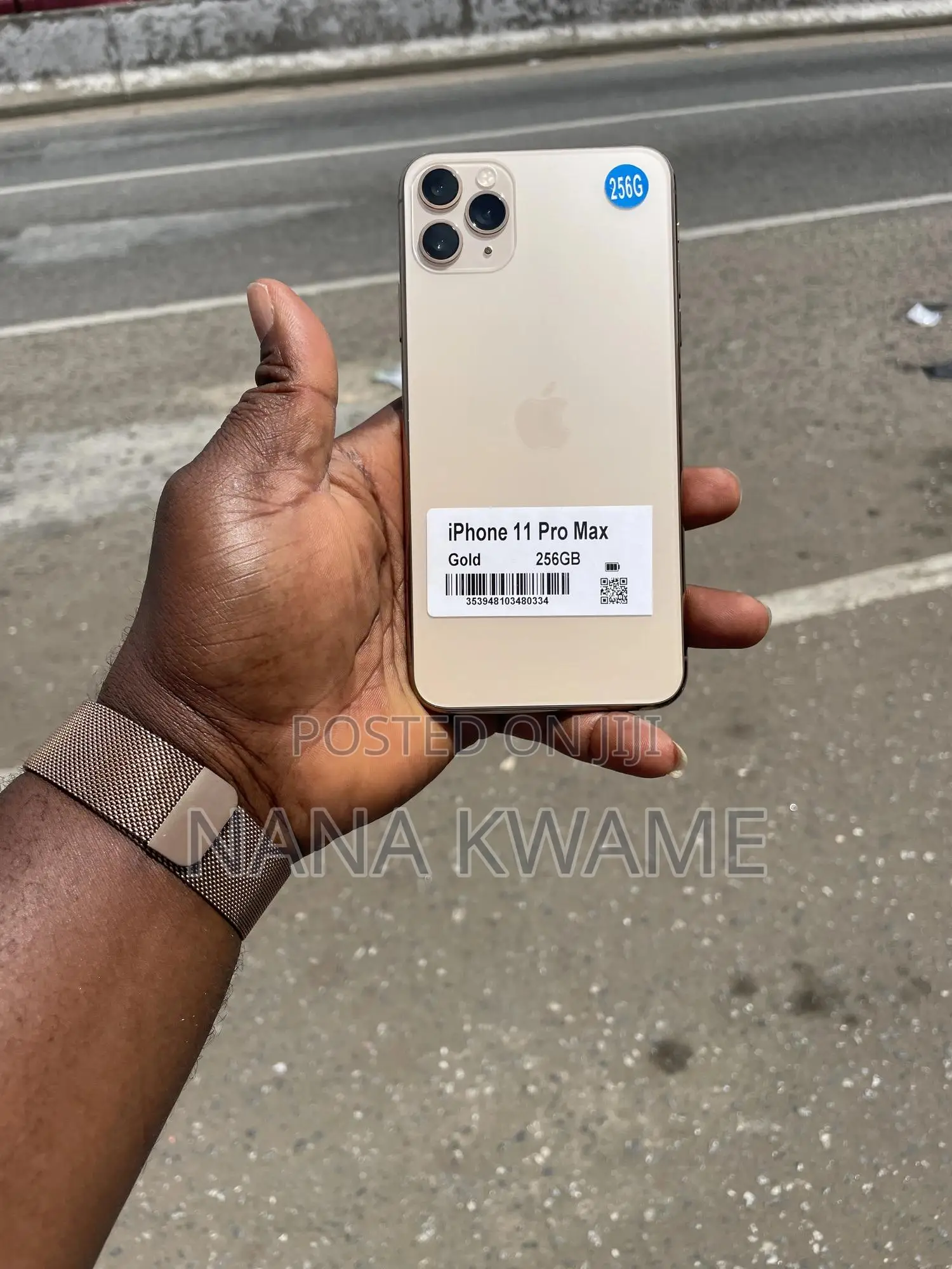 New Apple iPhone 11 Pro Max 256 GB Gold