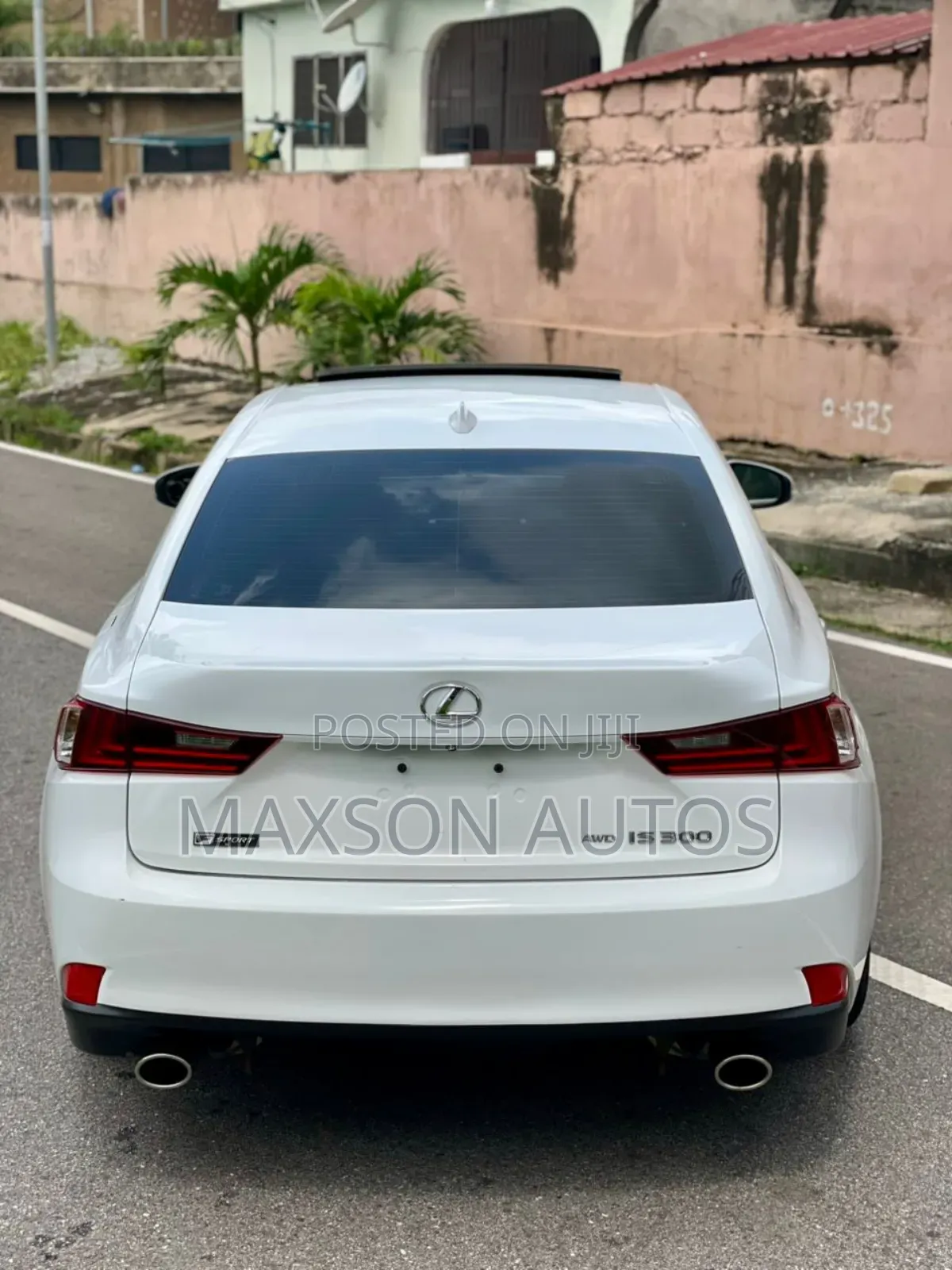 Lexus IS 300 AWD 2016 White