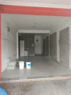 Spacious Shop for Rent