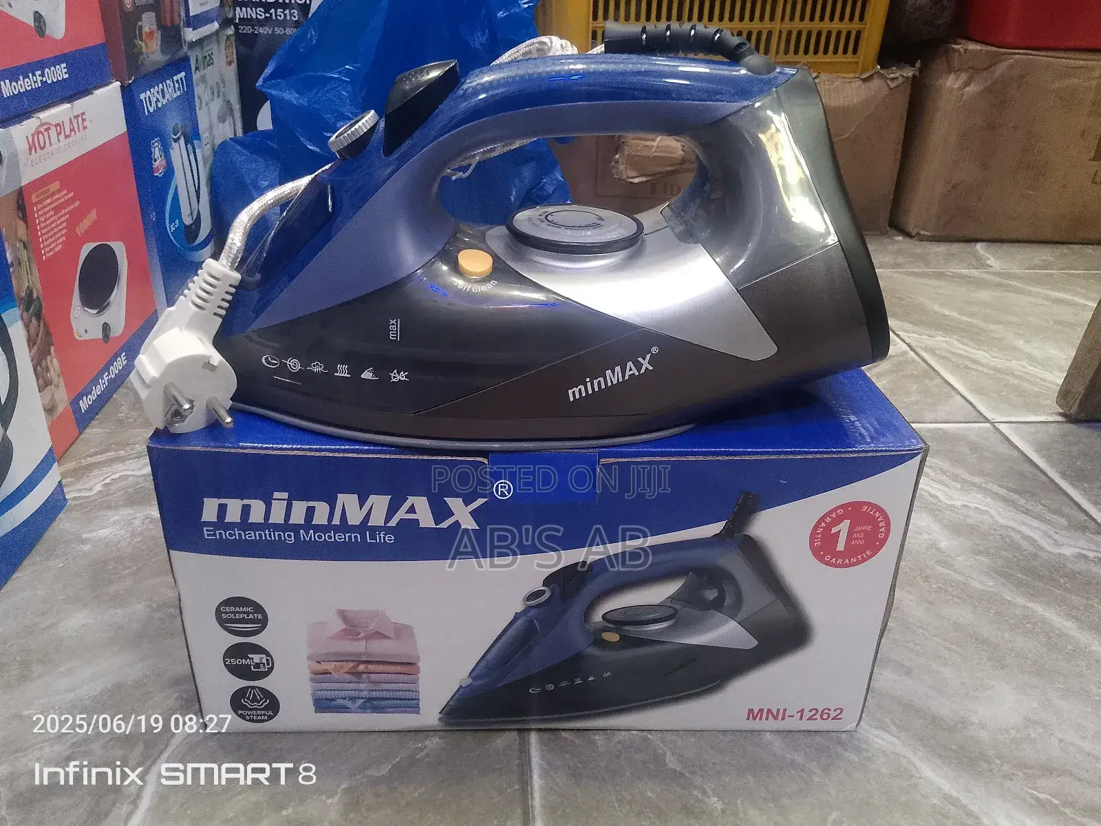 Minmax Steam Iron