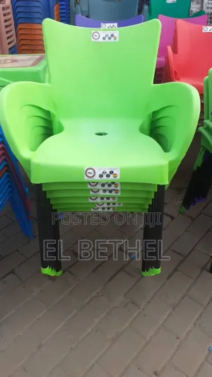 Chair Plastic Buttercup