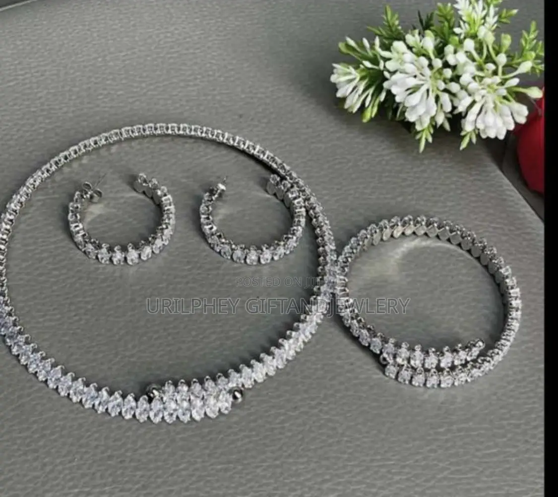 Elegant Jewelry Set