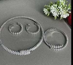 Elegant Jewelry Set