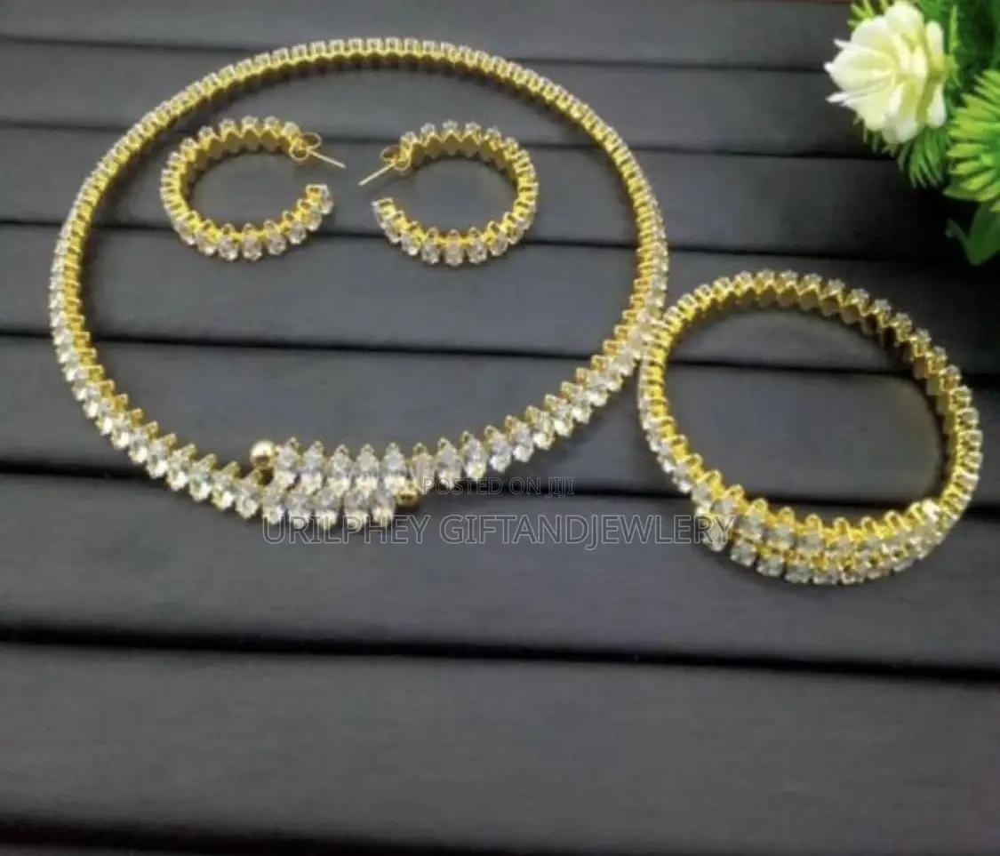 Elegant Jewelry Set