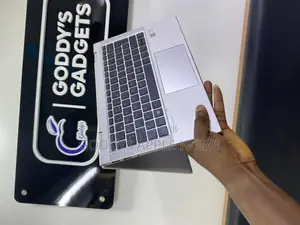 Laptop HP EliteBook 830 G7 16GB Intel Core I5 SSD 256GB