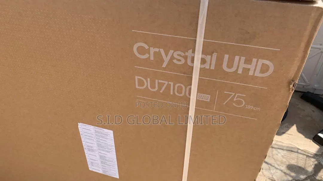 Samsung 75” Crystal Uhd Du7100 Smart Tv