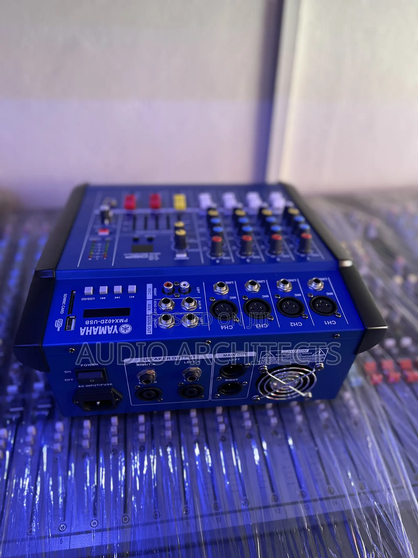 Yamaha 4 Channel Powered Mixer Pmx402d Usb