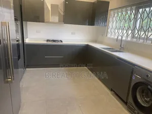 4bdrm House in Airport Residential for rent