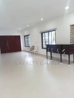 5bdrm Townhouse / Terrace in Airport Residential Area for rent