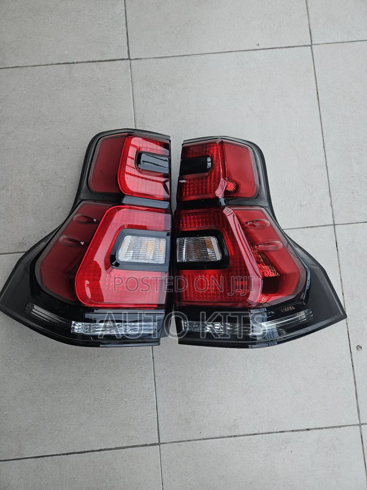 Toyota Landcruiser Prado Tailamp Available 2010-23