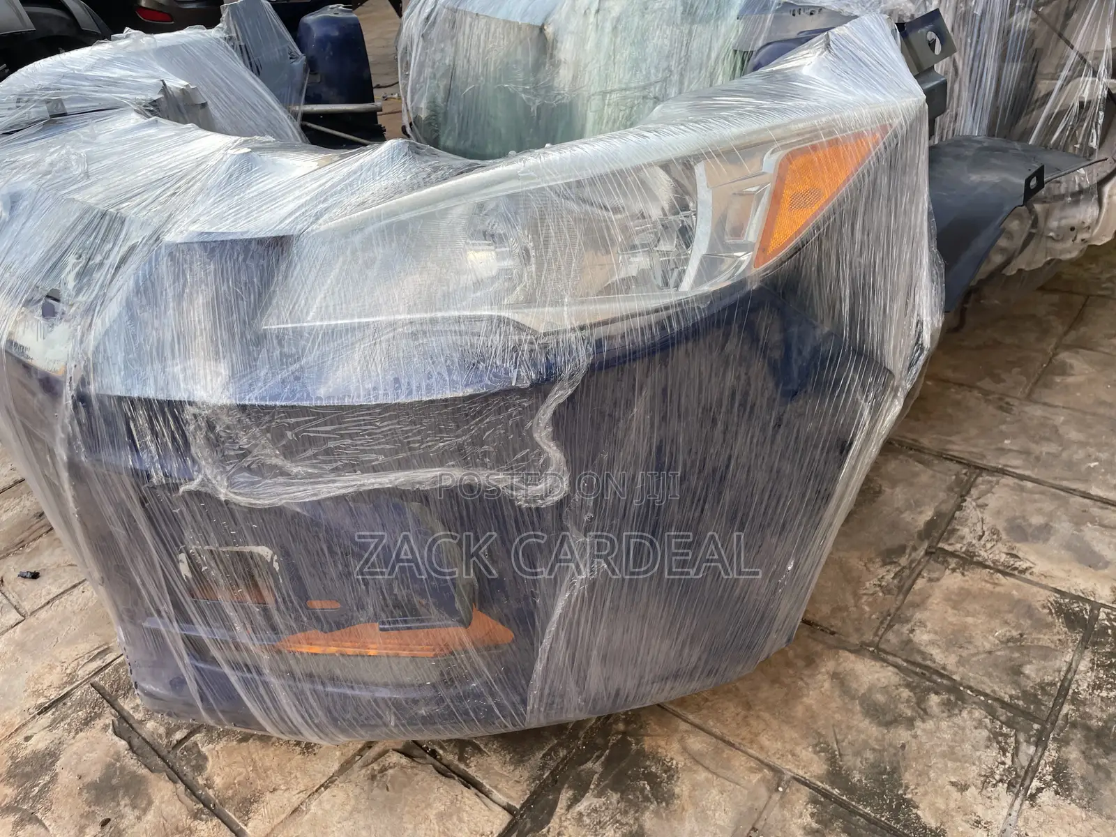 Ford Escape 2015 Front Cut Available as Seen