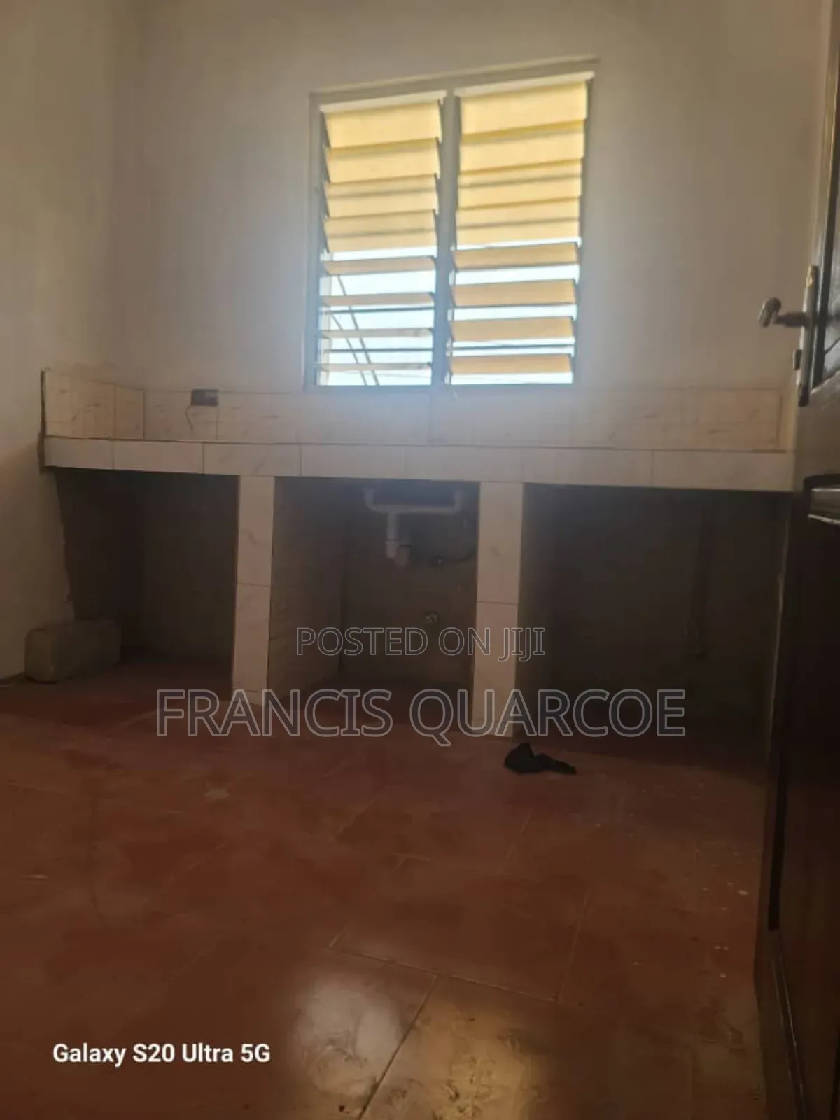 1bdrm Apartment in Francis Quarcoe, Dome for rent
