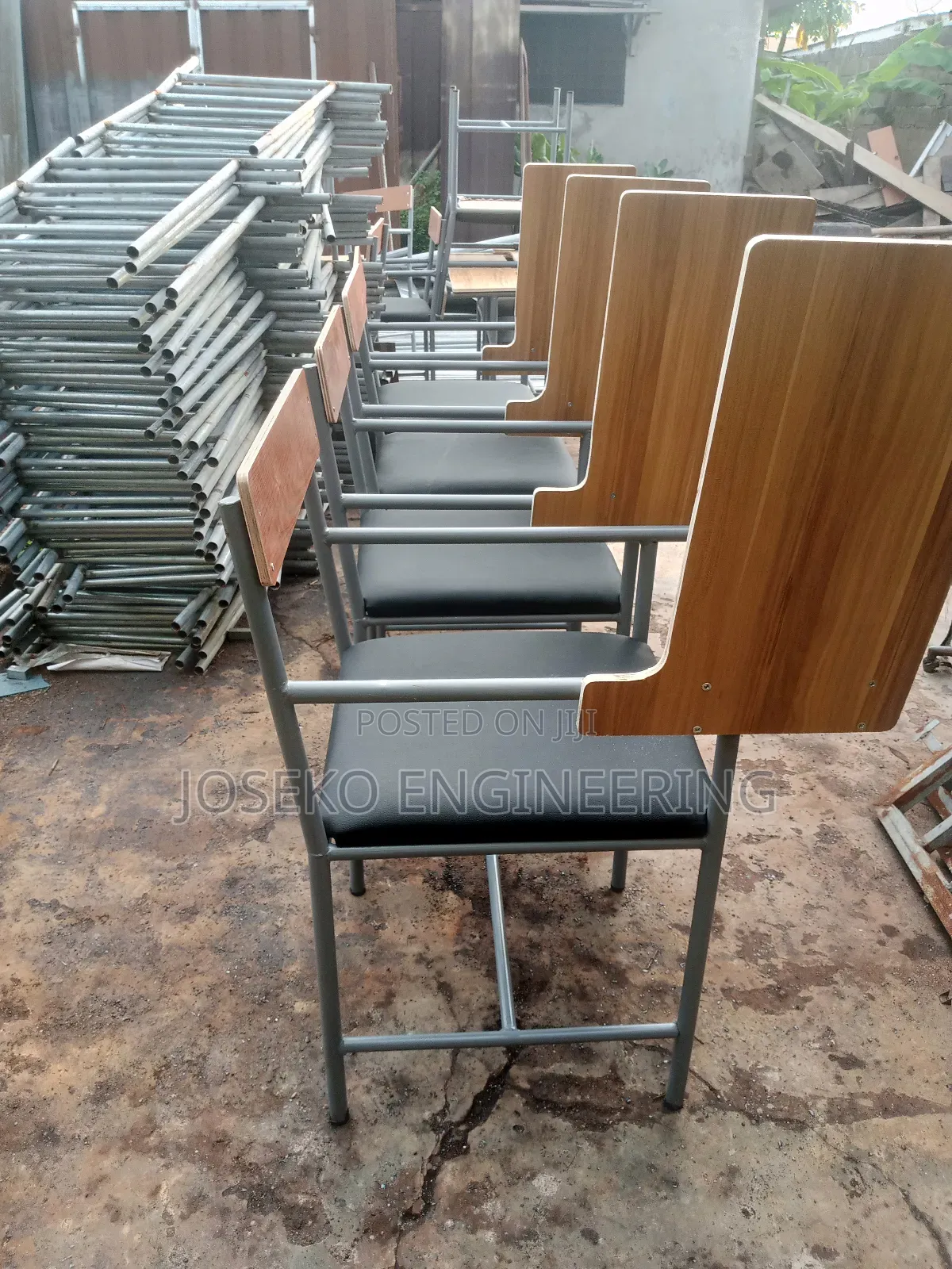 Desk For Student.(Table Attached)