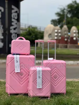 Pp High Quality Luxury Hard Four Pieces Luggage