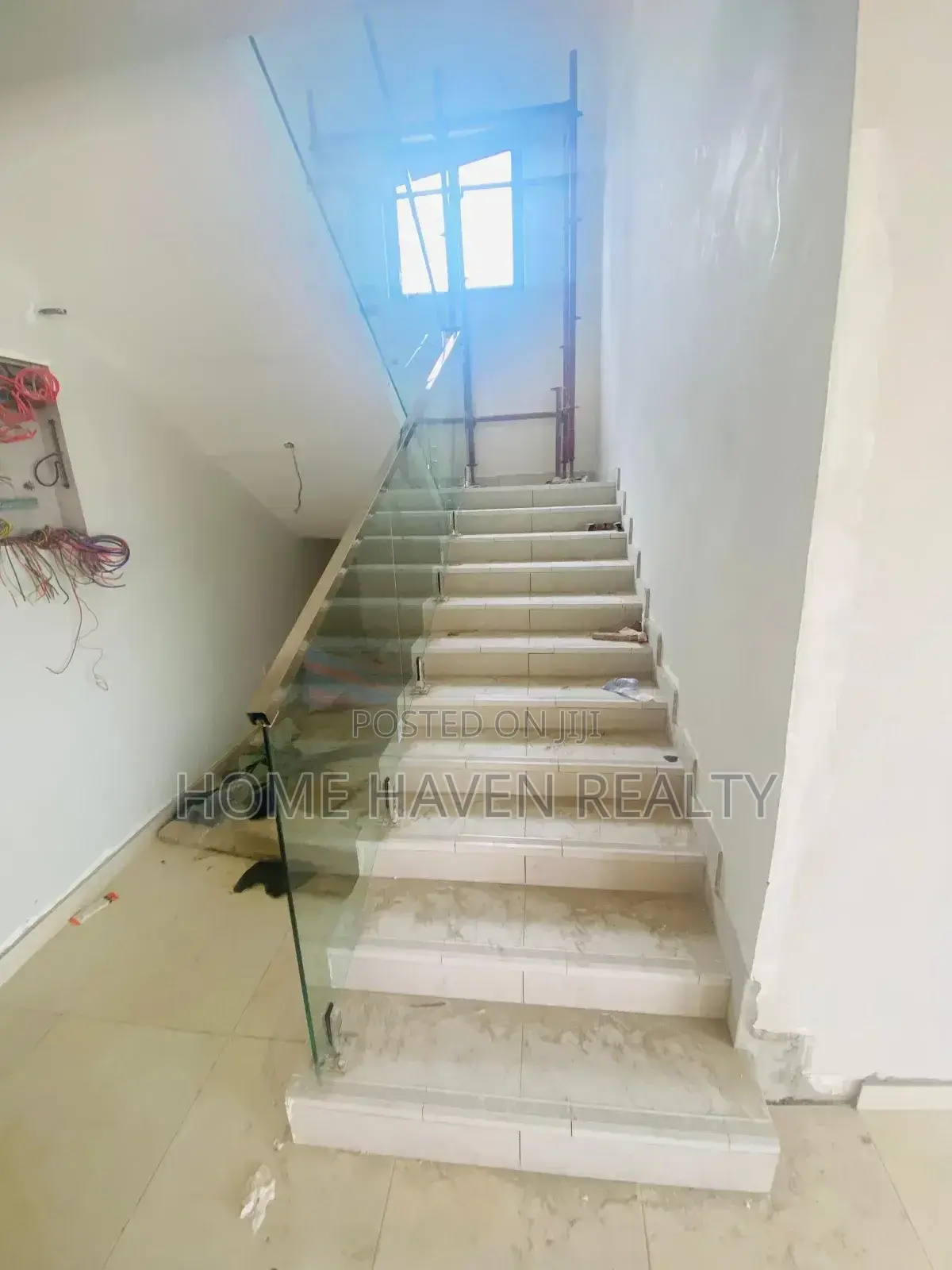 4bdrm House in Dzorwulu for rent