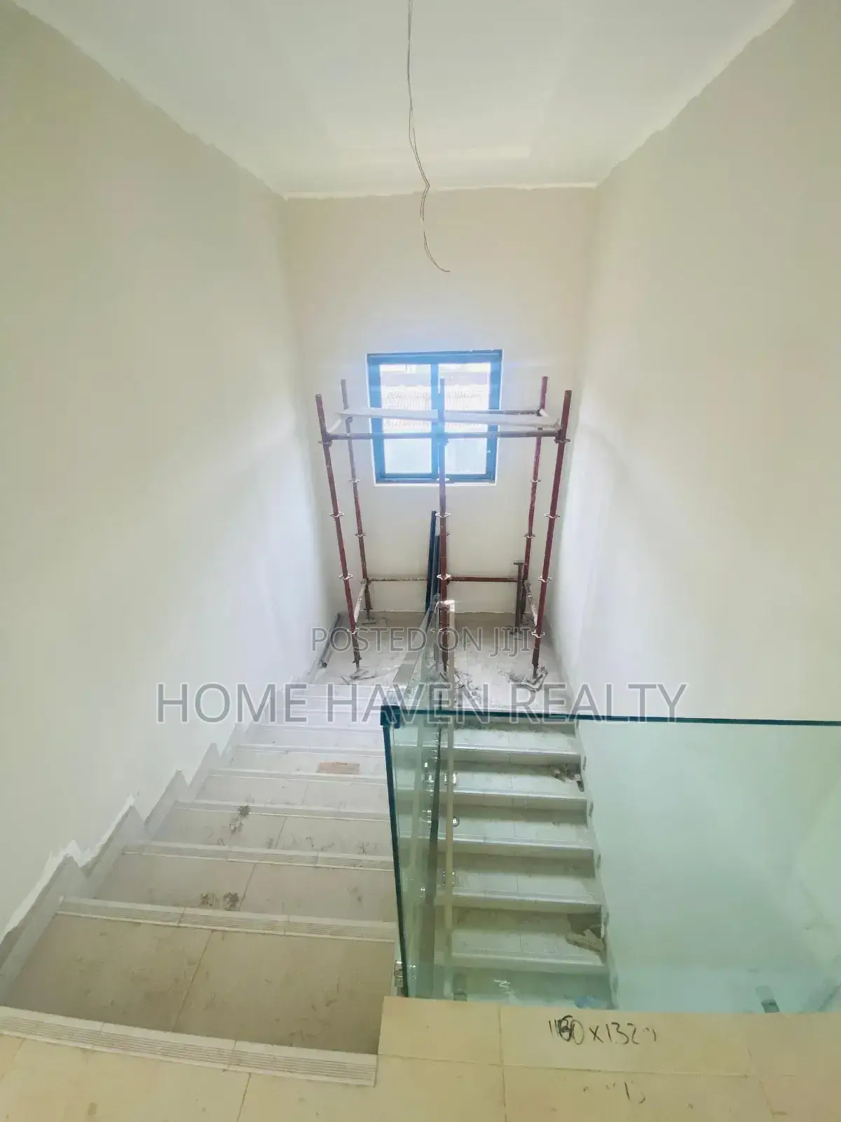 4bdrm House in Dzorwulu for rent