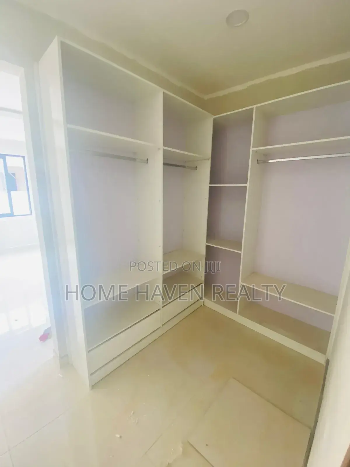 4bdrm House in Dzorwulu for rent