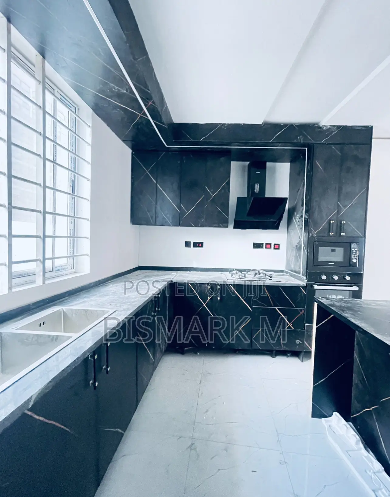 4bdrm House in Ashaley Botwe for sale