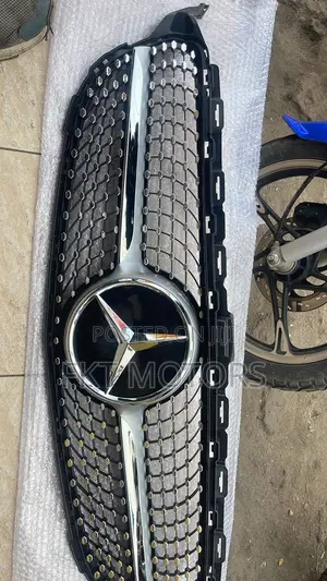 Mercedes Benz C300 W205 Front Grille2015,2016,2017,2018,2019