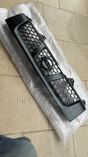 Nissan Hardbody Front Grille 2008,2009,2010,2011,2012