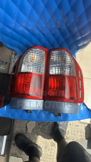 Isuzu Rodeo Taillights 2001,2002,2003,2004,2005,2006,2007