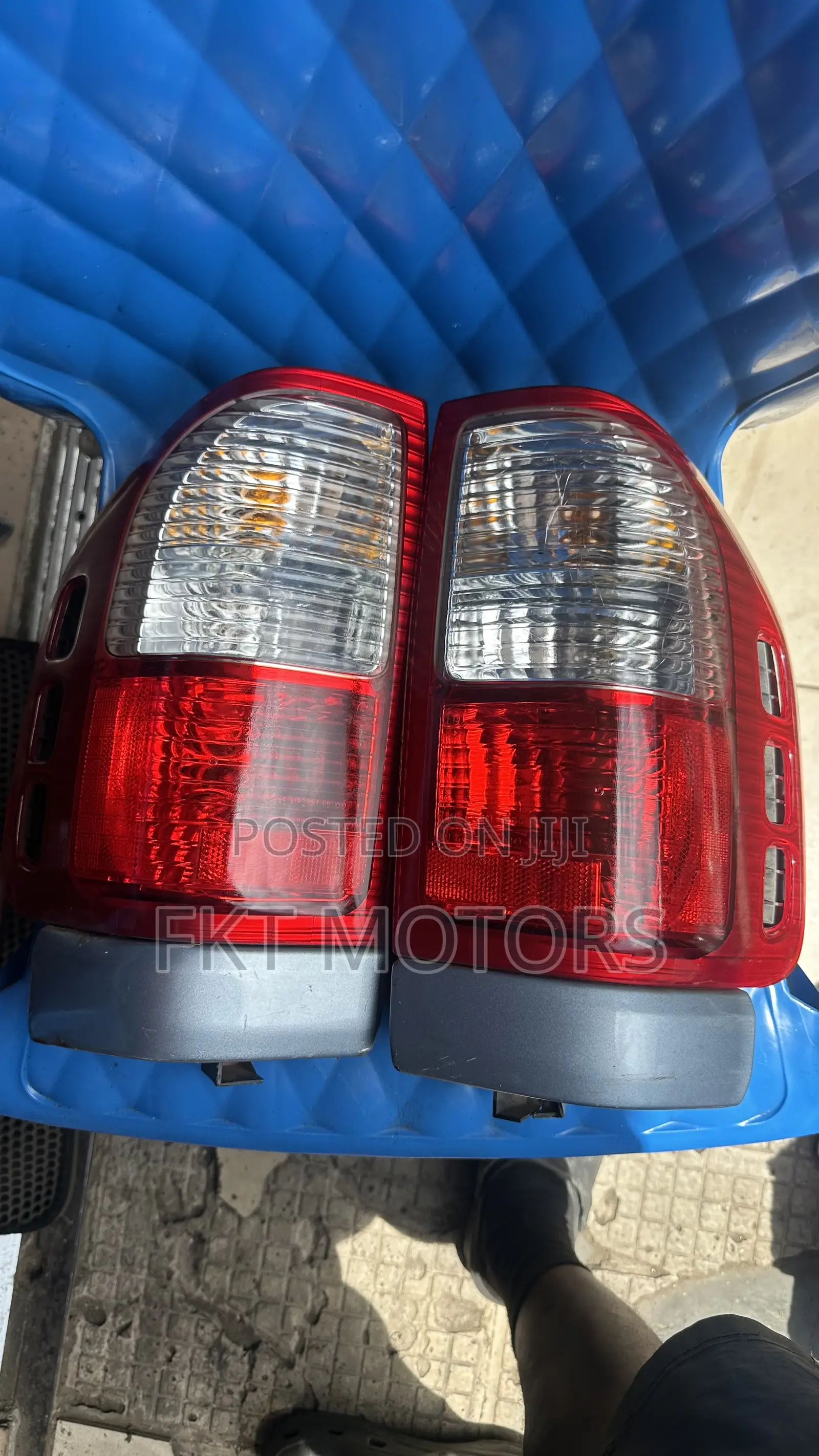 Isuzu Rodeo Taillights 2001,2002,2003,2004,2005,2006,2007