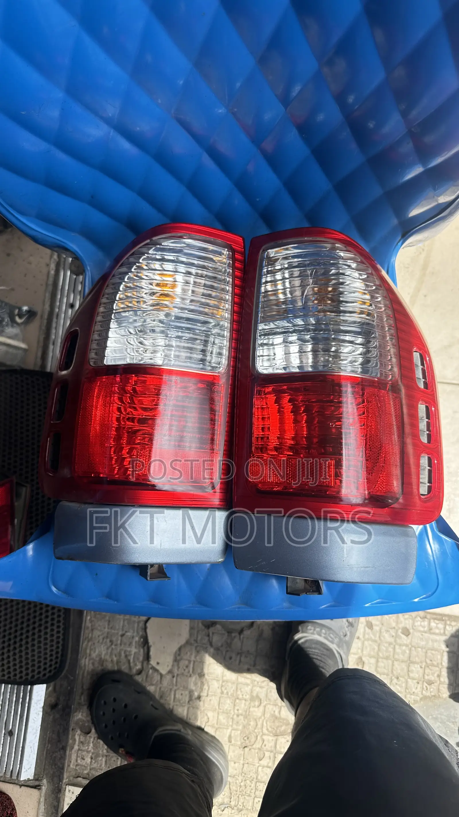 Isuzu Rodeo Taillights 2001,2002,2003,2004,2005,2006,2007