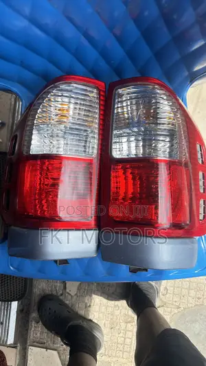 Isuzu Rodeo Taillights 2001,2002,2003,2004,2005,2006,2007