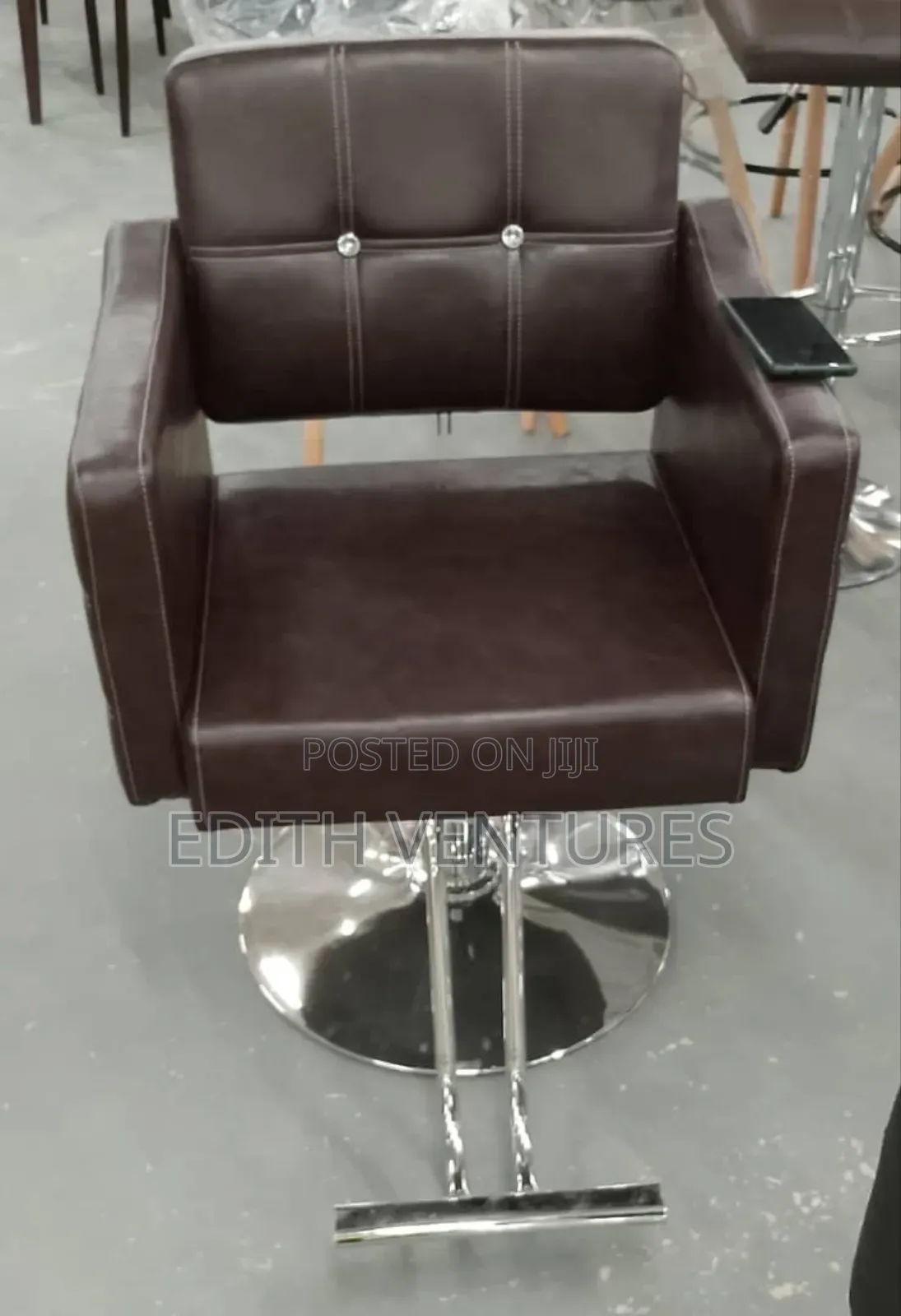 Executive Pallor Chair