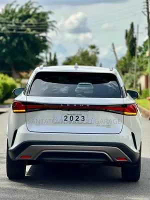 Photo - Lexus RX 350 2024 White
